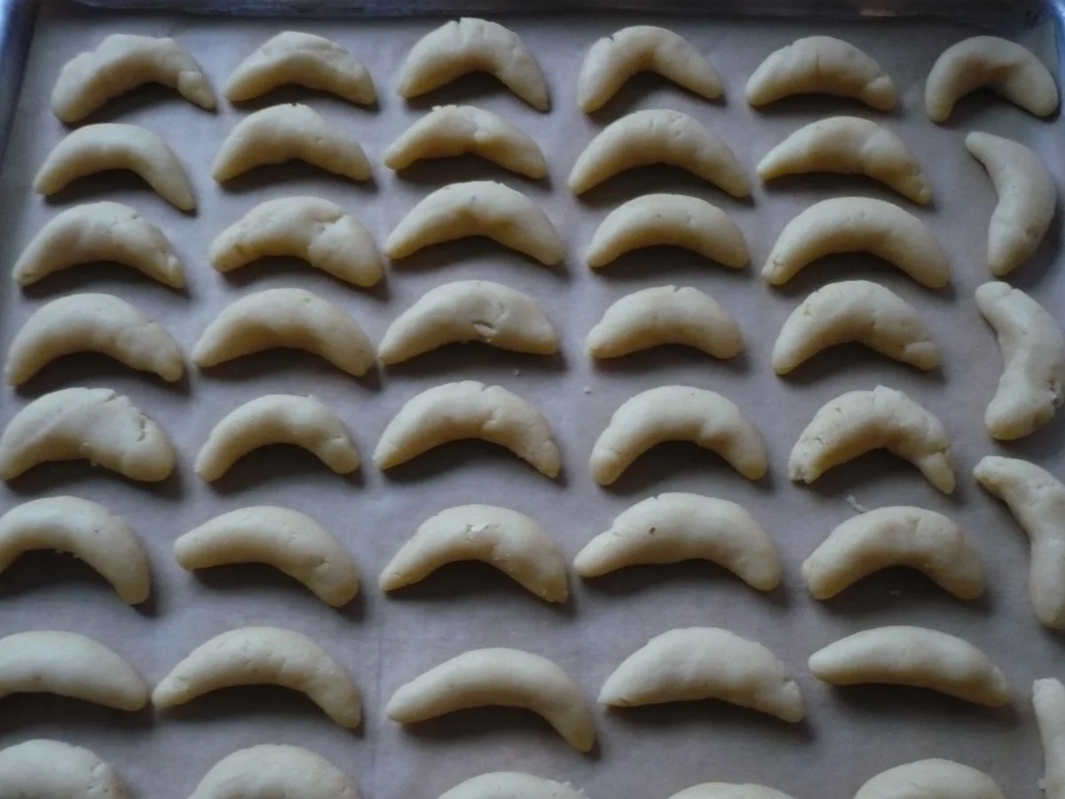 Rezept: Marzipankipferl Bild Nr. 2479 Marzipankipferl - Rezept - Bild Nr. 2479