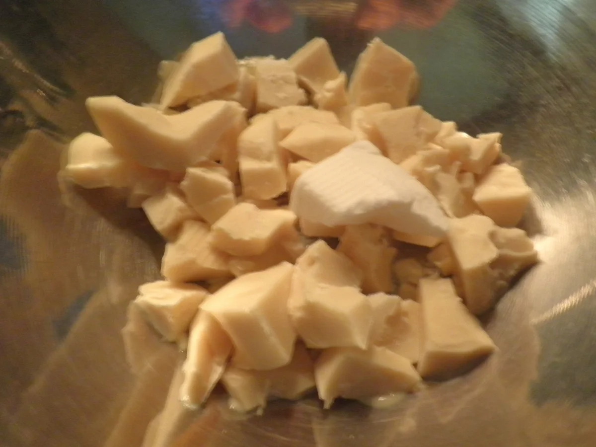 Schokoladenwürfel mit Marzipan, Zimt und Walnüssen ... - Rezept - Bild Nr. 2500