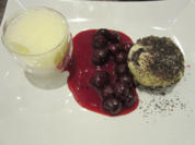 Mohnknödel mit Kirschen und Weinschaumcreme - Rezept - Bild Nr. 2487