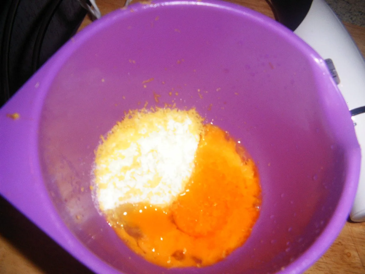 Rezept: Quarkauflauf mit Aprikosenkompott Bild Nr. 2497 Quarkauflauf mit Aprikosenkompott - Rezept - Bild Nr. 2497