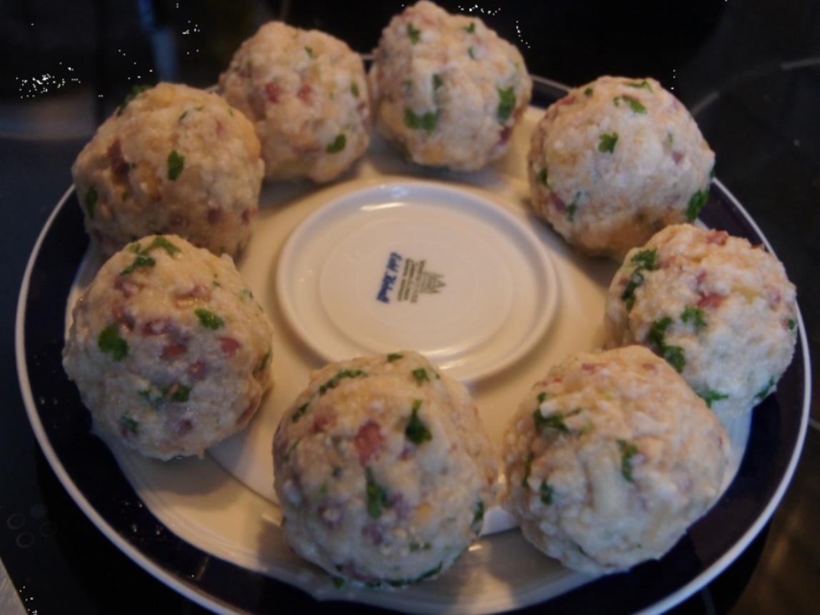 Schinken Semmelknödel mit Steinpilzragout - einfach - von MausVoh