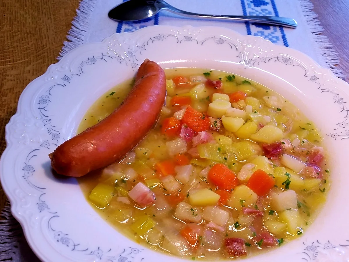 Kartoffelsuppe mit Rauchfleisch - Rezept - Bild Nr. 2491