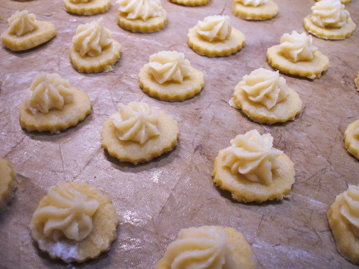 Plätzchen: Makronenbusserl - Rezept - Bild Nr. 2494