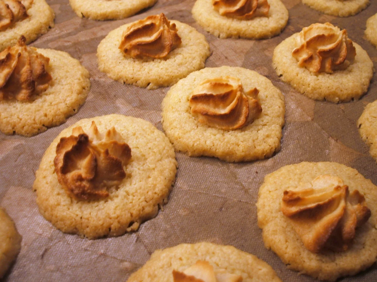 Plätzchen: Makronenbusserl - Rezept - Bild Nr. 2495