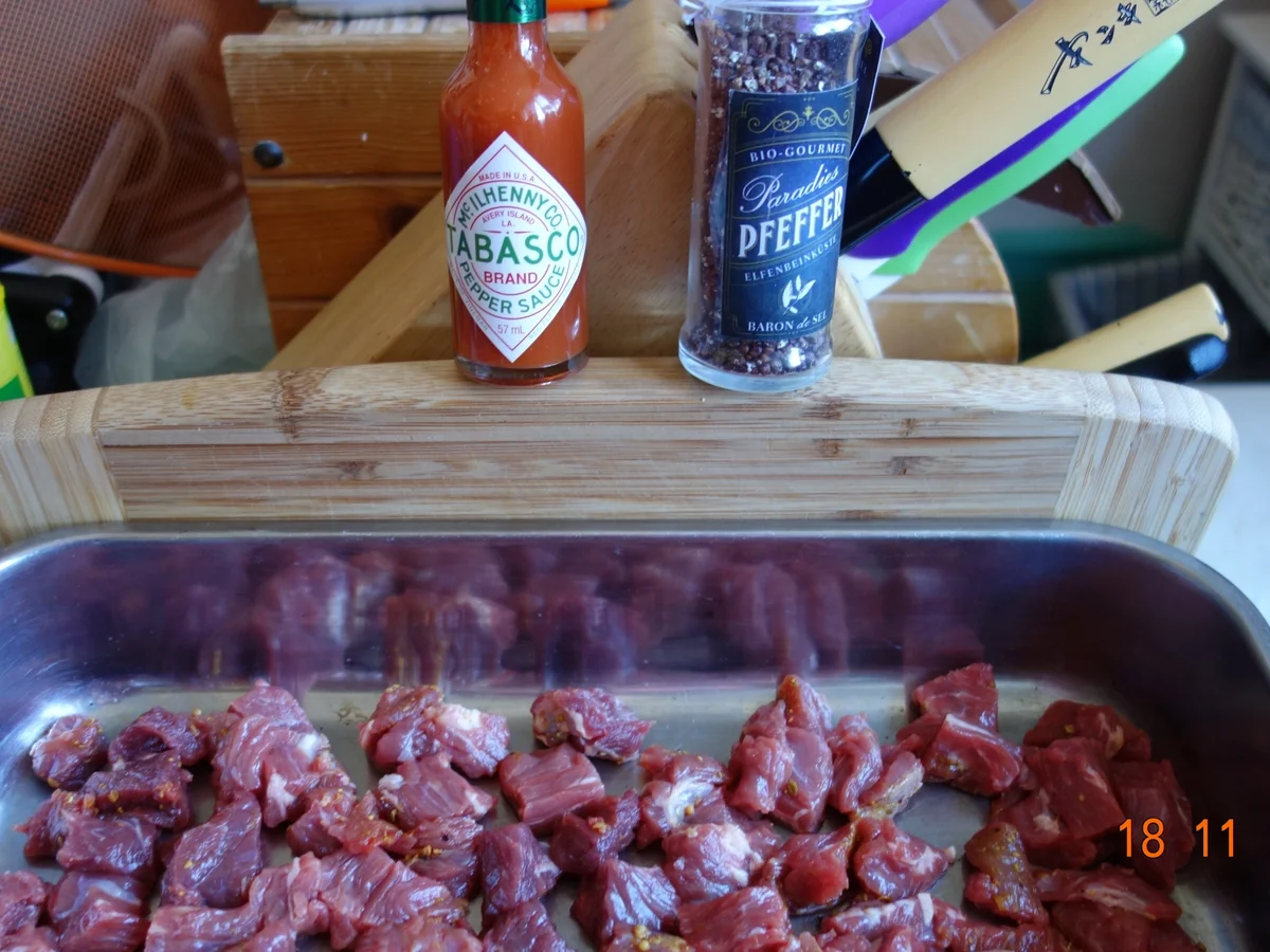 Gulasch - wieder vom Almochs mit neuer Würzung nach Waltl; - Rezept - Bild Nr. 4289