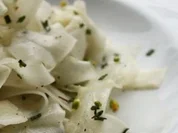 Low Carb: Schwarzwurzel Tagliatelle mit Kastanien und Räuchertofu - Rezept - Bild Nr. 2543