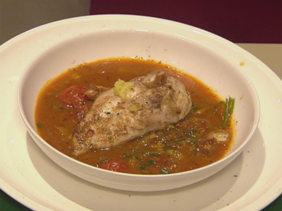 Bilder für Chicken light soup mit Fufu (Steffen Henssler) - Rezept