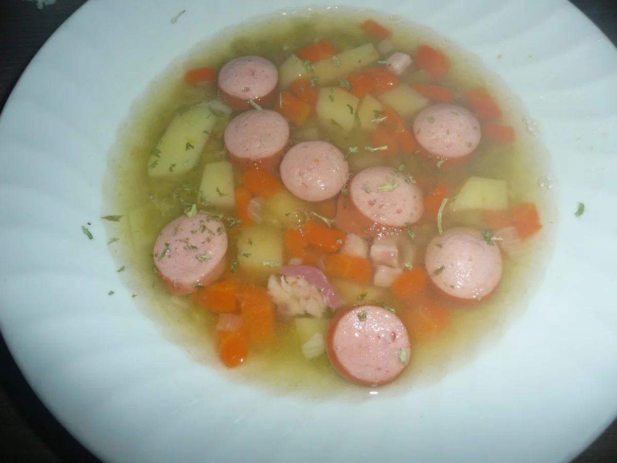 Rezept: Erbsensuppe nach Hausrezept. Bild Nr. 2580 Erbsensuppe nach Hausrezept. - Rezept - Bild Nr. 2580