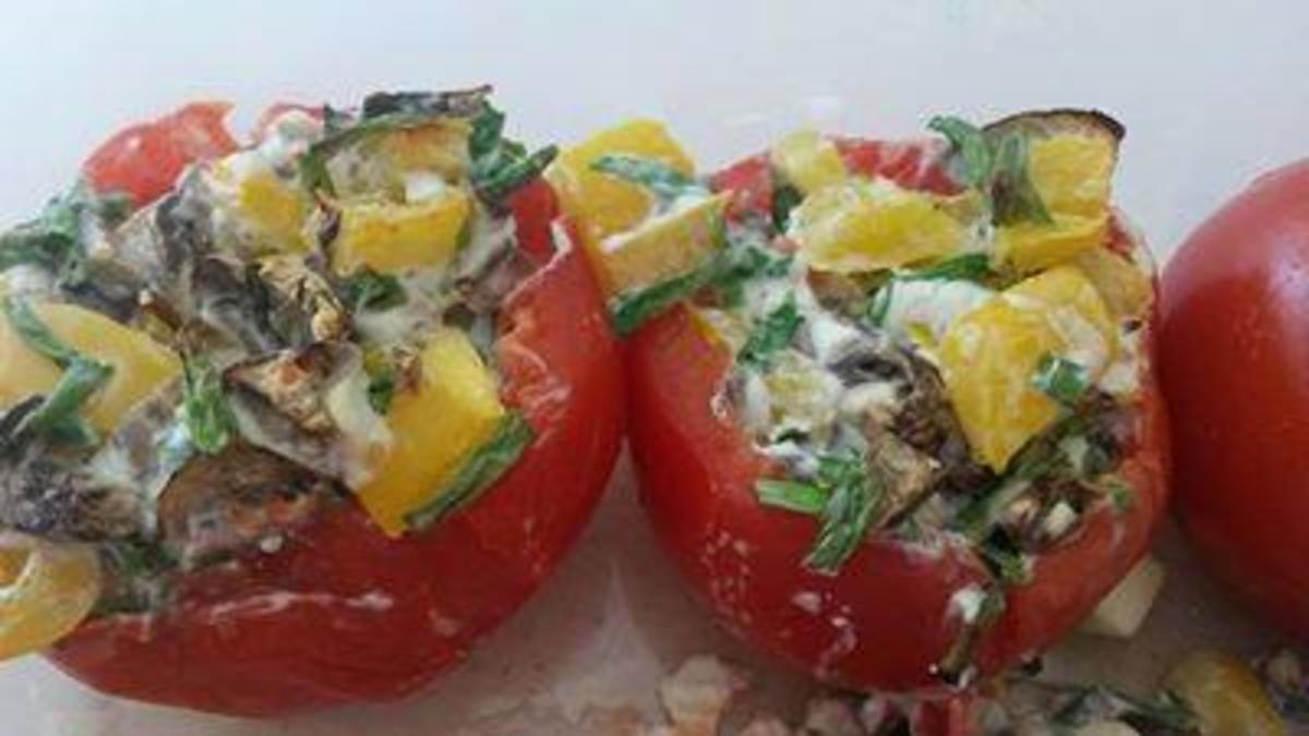 Bilder für Gefüllte Tomaten Rezept