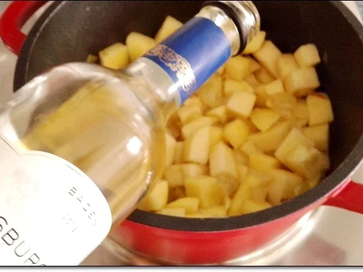 Rezept: Cremige Senf-Apfelsuppe Bild Nr. 2630 Cremige Senf-Apfelsuppe - Rezept - Bild Nr. 2630