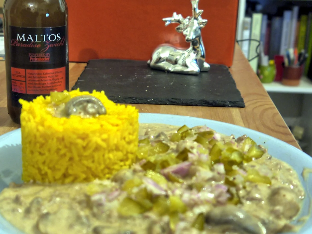 Hackfleisch nach Stroganoff-Art - Rezept - Bild Nr. 2685