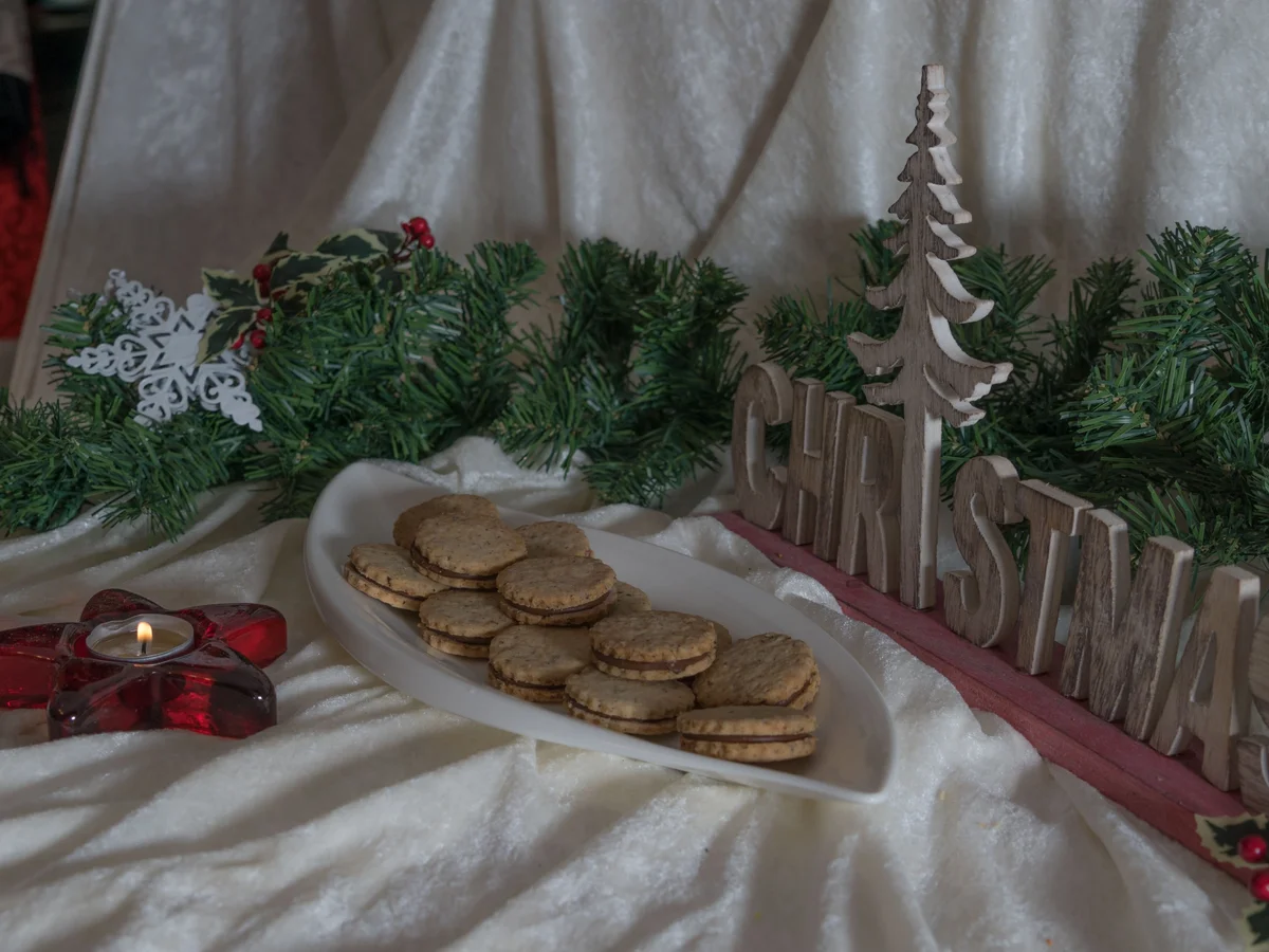 Rezept: Plätzchen: Nougat-Taler Bild Nr. 3496 Plätzchen: Nougat-Taler - Rezept - Bild Nr. 3496