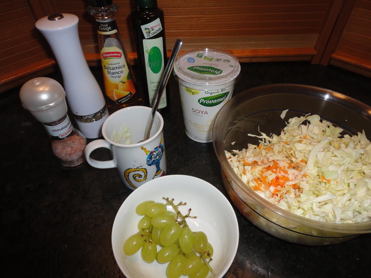 fruchtiger Kraut Salat - Rezept - Bild Nr. 2715