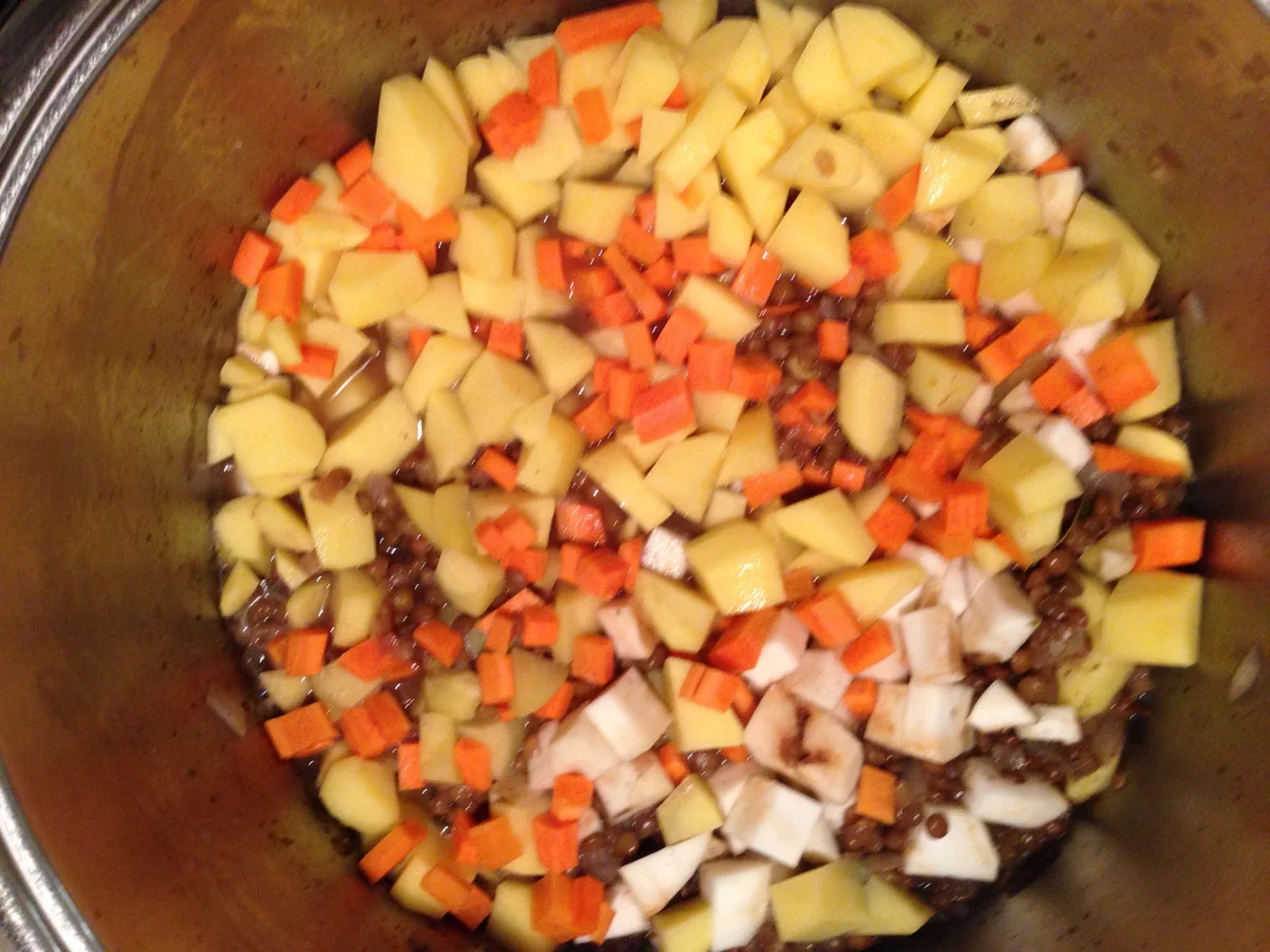 Rezept: Linsensuppe klassisch Bild Nr. 2756 Linsensuppe klassisch - Rezept - Bild Nr. 2756