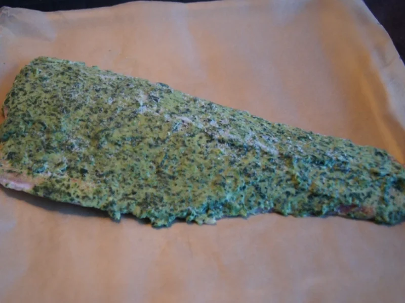 Wildlachsfilet mit Zwiebelmöhrenblüten und Süßkartoffelpüree - Rezept - Bild Nr. 2777