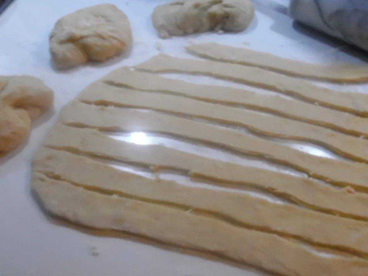 Rezept: Ungarischer Baumkuchen, "Kürtöskalacs" Bild Nr. 2780 Ungarischer Baumkuchen, "Kürtöskalacs" - Rezept - Bild Nr. 2780