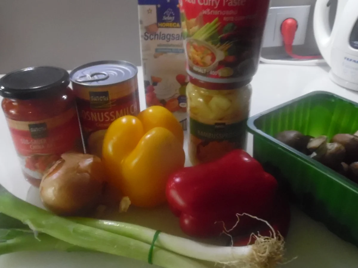 Hühner-Schenkel in Gemüse-Curry - Rezept - Bild Nr. 2801