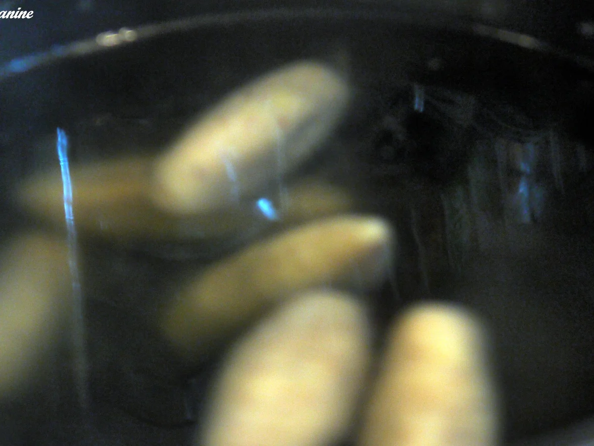 Rezept: Hähnchenbrust mit Whisky-Pfefferkirschen-Sauce und Haselnuss-Schupfnudeln Bild Nr. 2832 Hähnchenbrust mit Whisky-Pfefferkirschen-Sauce und Haselnuss-Schupfnudeln - Rezept - Bild Nr. 2832