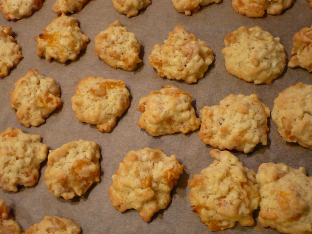 Rezept: Aprikosen - Mandel - Wolken Bild Nr. 2812 Aprikosen - Mandel - Wolken - Rezept - Bild Nr. 2812