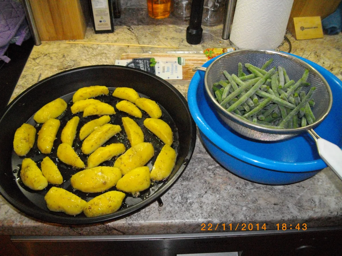 Rezept: Lammfilet mit Bohnen im Speckmantel und Ofenkartoffeln Bild Nr. 2808 Lammfilet mit Bohnen im Speckmantel und Ofenkartoffeln - Rezept - Bild Nr. 2808