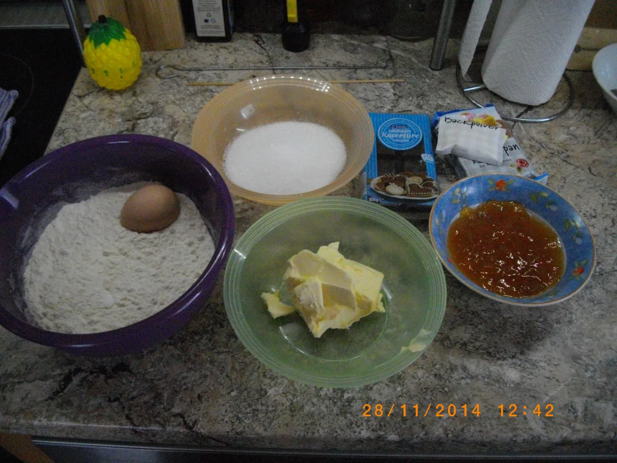 Rezept: Marzipanplätzchen Bild Nr. 2818 Marzipanplätzchen - Rezept - Bild Nr. 2818