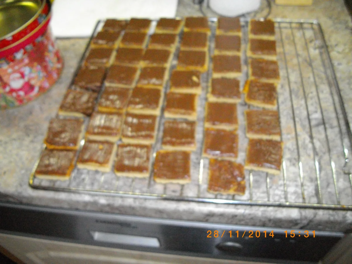 Rezept: Marzipanplätzchen Bild Nr. 2837 Marzipanplätzchen - Rezept - Bild Nr. 2837