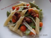 Pasta mit orientalischem Pesto - Rezept - Bild Nr. 2807