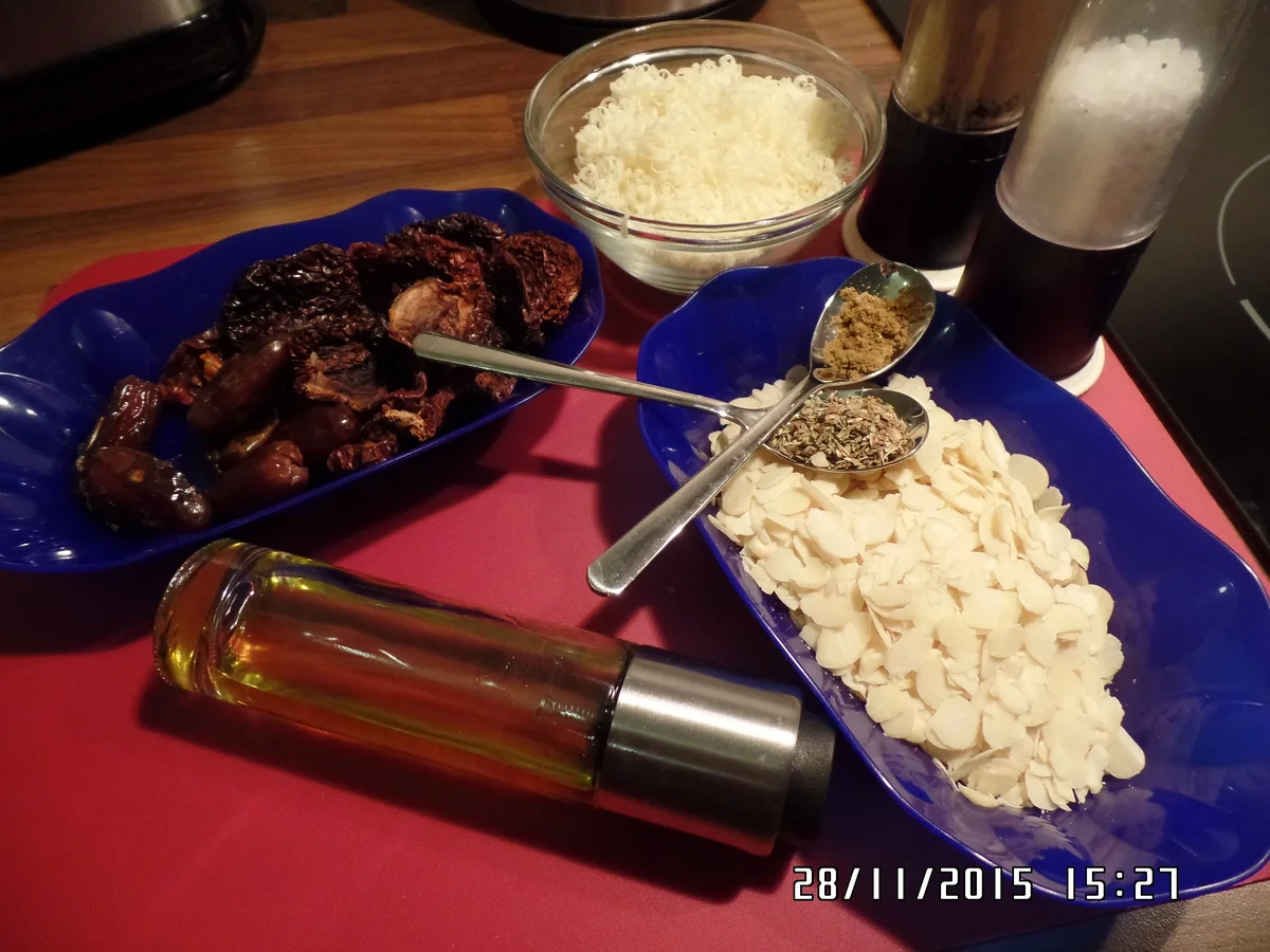 Pasta mit orientalischem Pesto - Rezept - Bild Nr. 2808