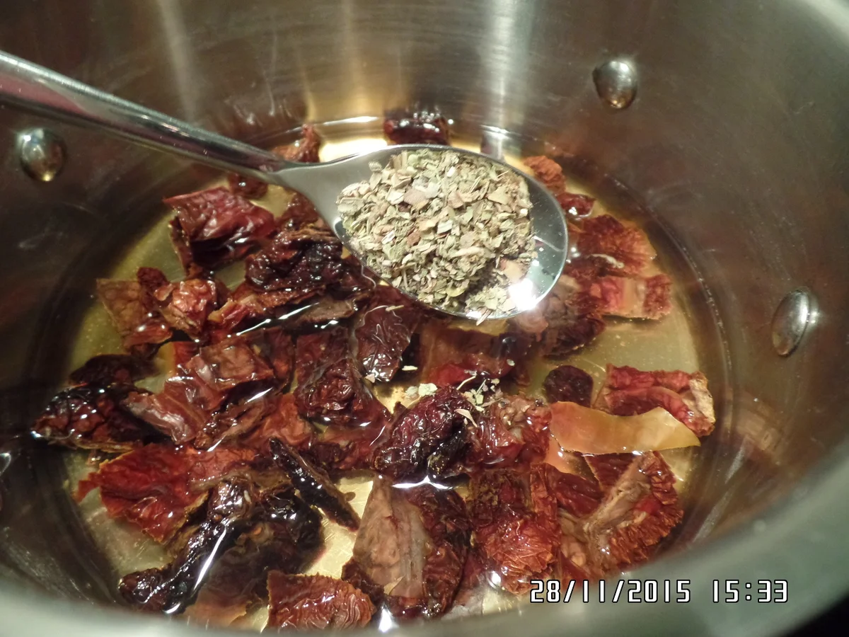 Pasta mit orientalischem Pesto - Rezept - Bild Nr. 2810