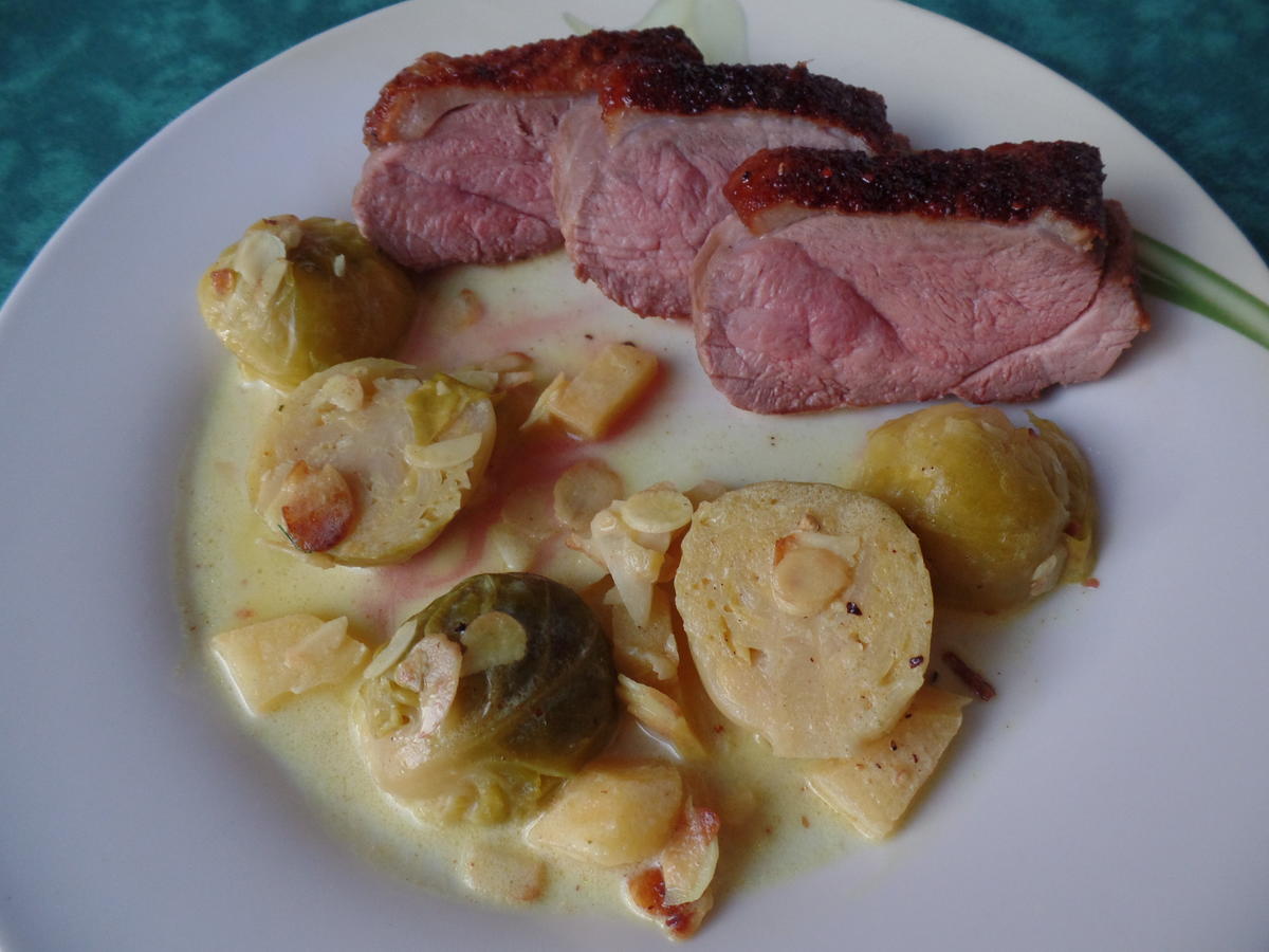 Entenbrust mit Honigglasur und Curry Rosenkohl - einfach - von Sheeva1960