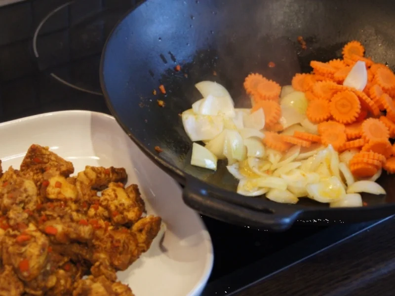 Hähnchenbrustfilet-Gemüse-Curry mit Basmatireis - Rezept - Bild Nr. 2901