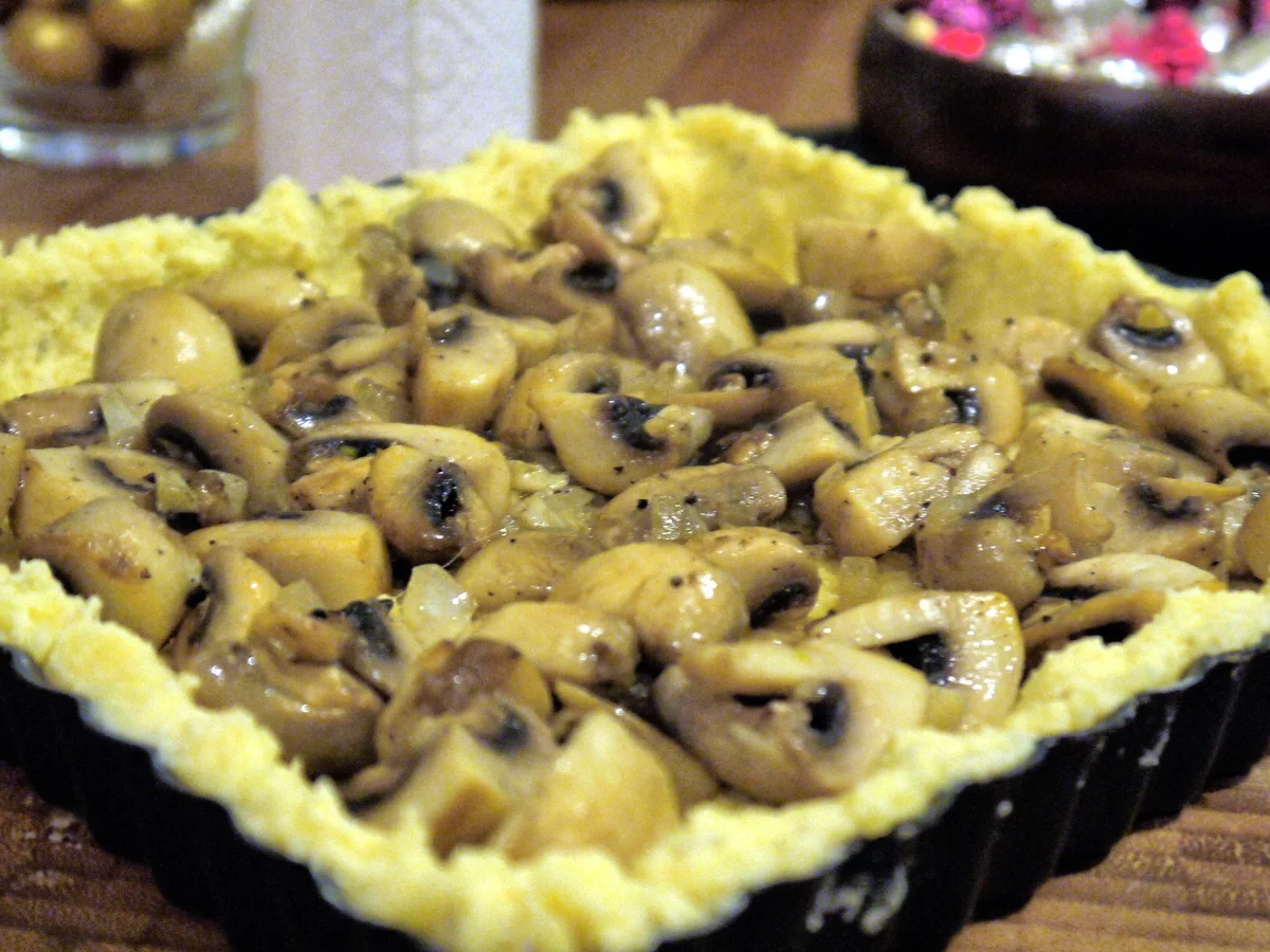 Champignons-Quiche mit Käseboden - Rezept - Bild Nr. 2923