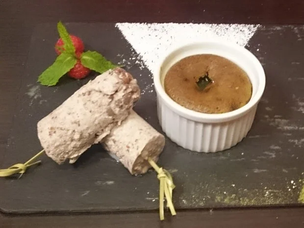 Rezept: Grüntee-Lava-Cake mit Rote-Bohnen-Eis am Stiel Bild Nr. 2912 Grüntee-Lava-Cake mit Rote-Bohnen-Eis am Stiel - Rezept - Bild Nr. 2912