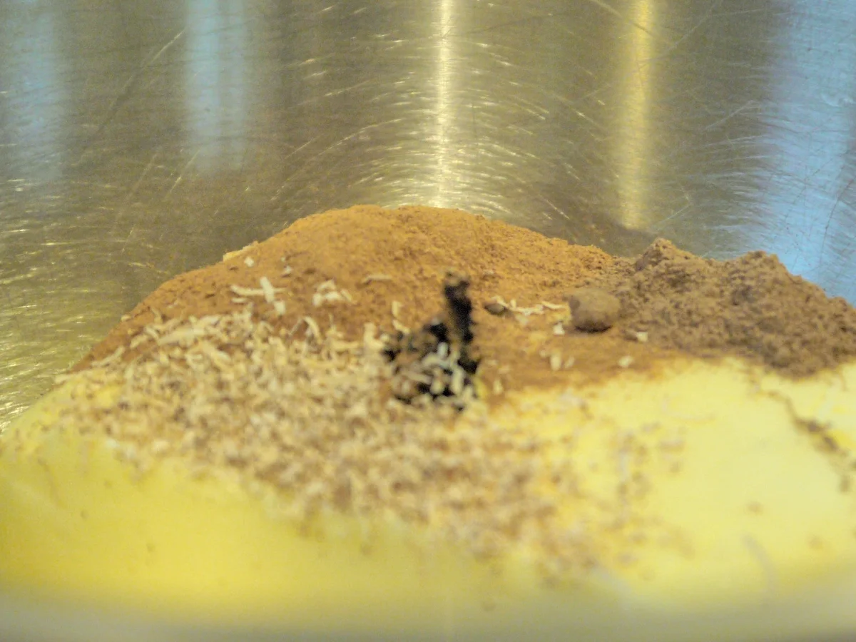 Rezept: Gewürz-Schokoknöpfe Bild Nr. 2916 Gewürz-Schokoknöpfe - Rezept - Bild Nr. 2916