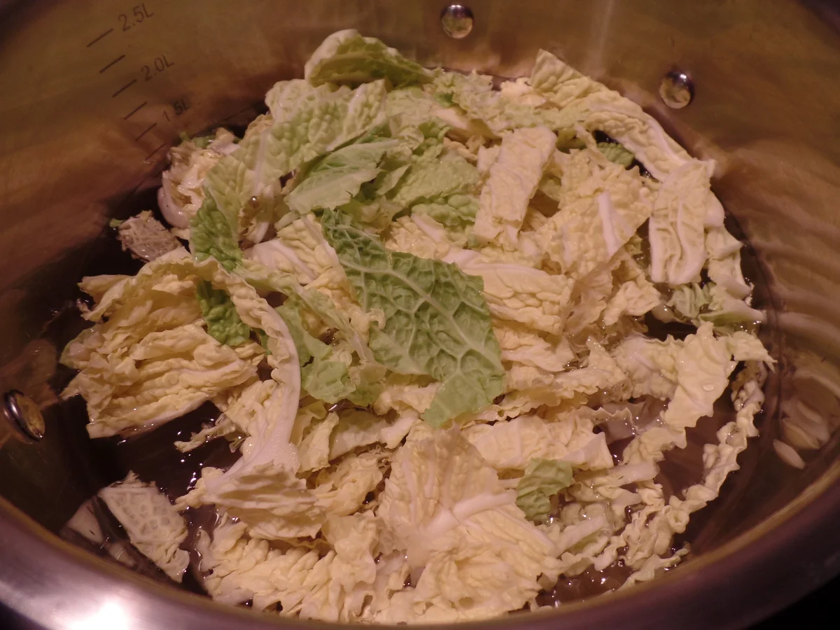 Rezept: Pasteten mit Wirsing-Pilz-Rahm Bild Nr. 2944 Pasteten mit Wirsing-Pilz-Rahm - Rezept - Bild Nr. 2944