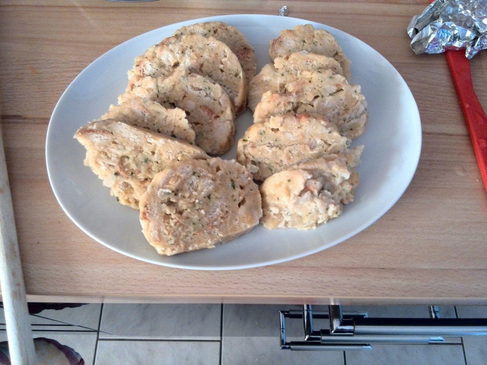 Bilder für Reisknödel mit Weißkraut und Knödeln - Rezept