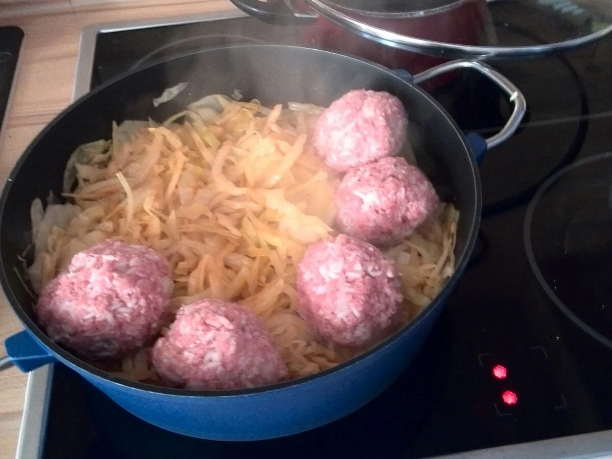 Rezept: Reisknödel mit Weißkraut und Knödeln Bild Nr. 2943 Reisknödel mit Weißkraut und Knödeln - Rezept - Bild Nr. 2943