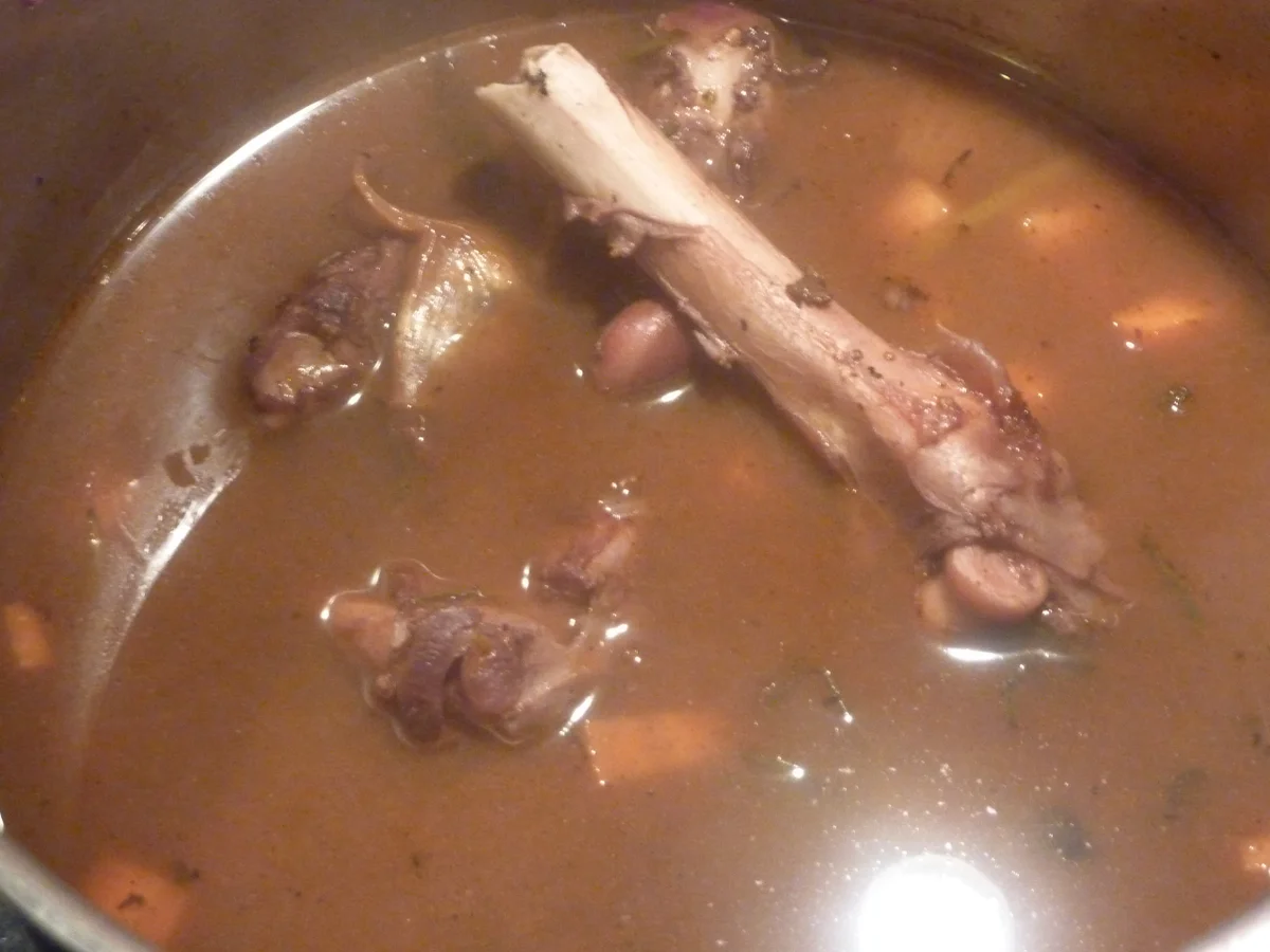 Rezept: Gefüllte Rehkeule mit Maroni-Nusskruste. Bild Nr. 2958 Gefüllte Rehkeule mit Maroni-Nusskruste. - Rezept - Bild Nr. 2958