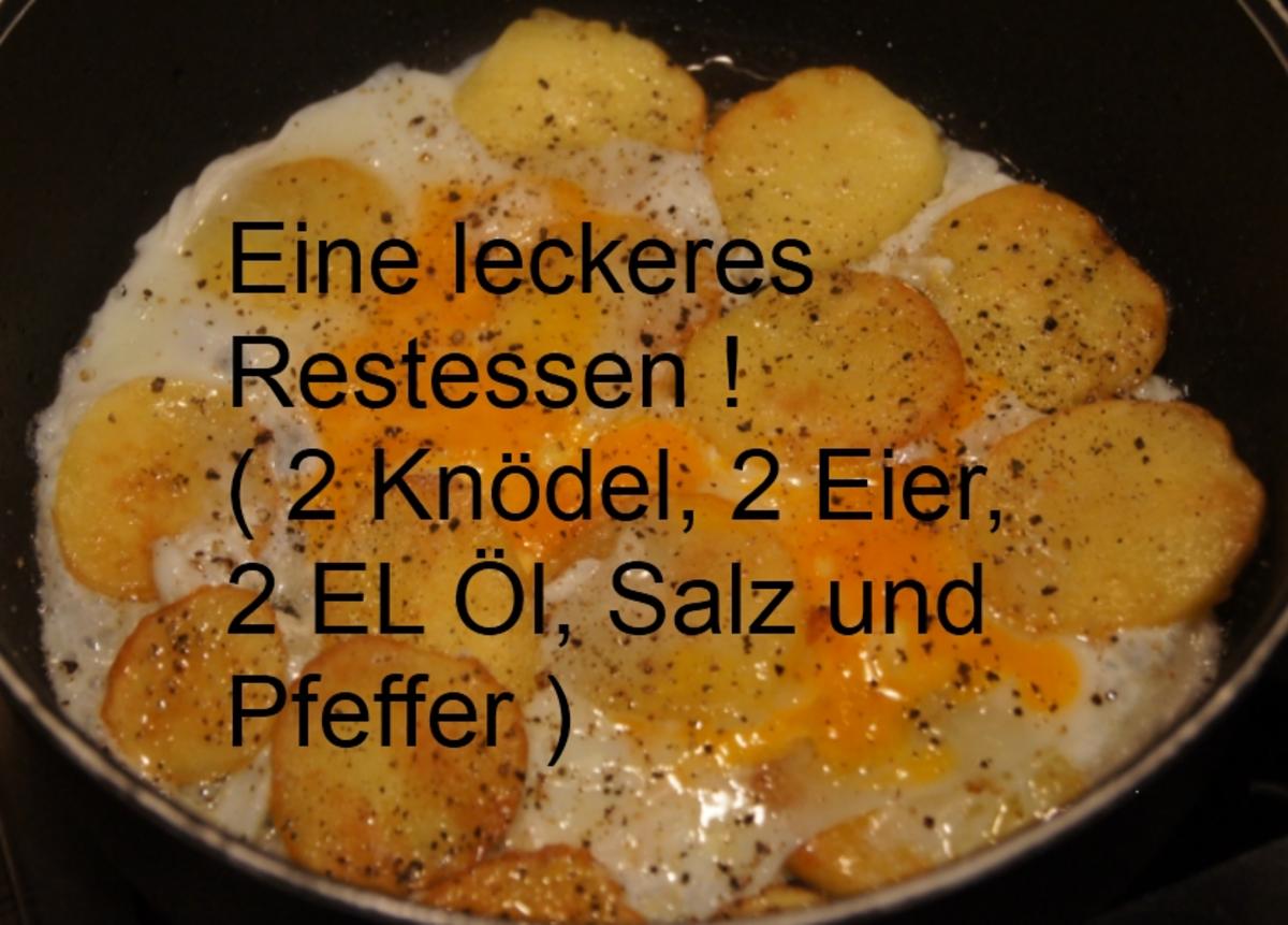 Entenschenkel mit halbseidenen Kartoffelknödeln und Rotkohl mit Wild-Preiselbeeren - Rezept - Bild Nr. 2977