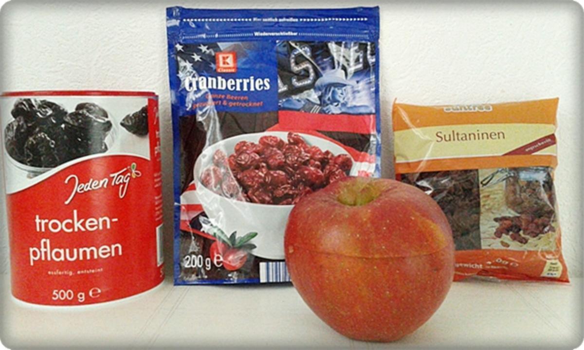 Gebackener  Apfel- gefüllt  mit Cranberry, Pflaumen und  Sultaninen - Rezept - Bild Nr. 2978