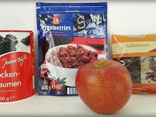 Gebackener  Apfel- gefüllt  mit Cranberry, Pflaumen und  Sultaninen - Rezept - Bild Nr. 2978