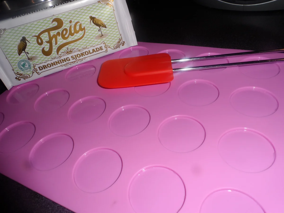 Rezept: BiNe` S KROKANTKEKSE Bild Nr. 2976 BiNe` S KROKANTKEKSE - Rezept - Bild Nr. 2976