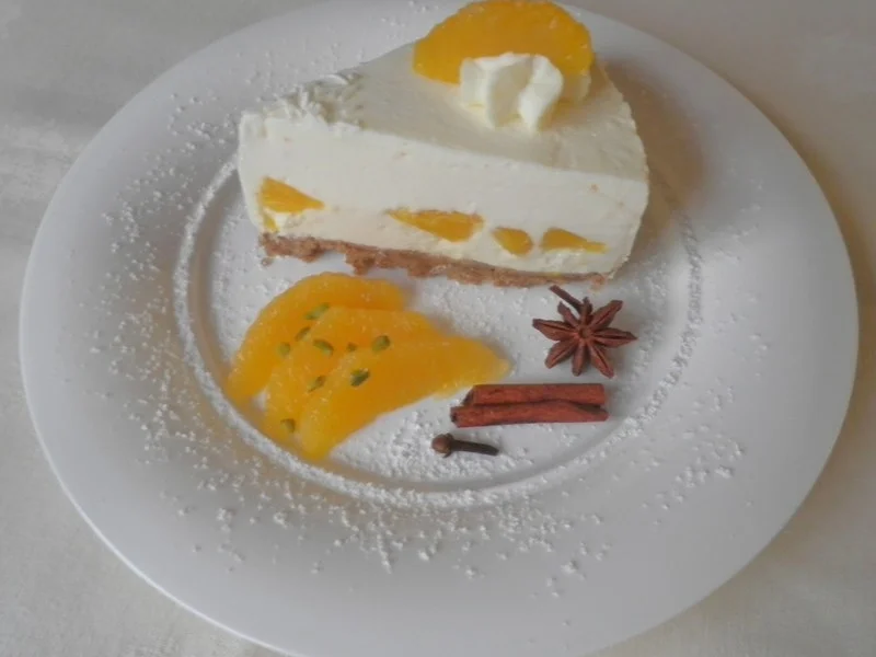 Kleine Quark - Sahne - Torte mit Gewürz - Orangen ... (Winter/Weihnachts - Torte) - Rezept - Bild Nr. 3004
