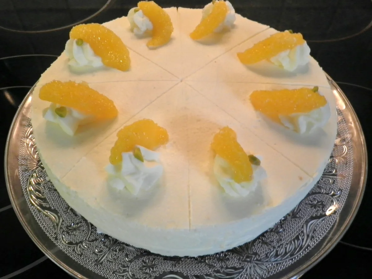 Kleine Quark - Sahne - Torte mit Gewürz - Orangen ... (Winter/Weihnachts - Torte) - Rezept - Bild Nr. 3034