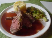 Lammkarree mit Glühweinsoße und Pastinakenpürree - Rezept - Bild Nr. 3030