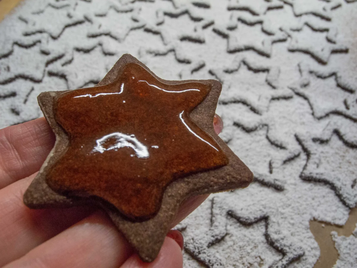 Rezept: Plätzchen: Schoko-Quitten-Sterne Bild Nr. 3065 Plätzchen: Schoko-Quitten-Sterne - Rezept - Bild Nr. 3065