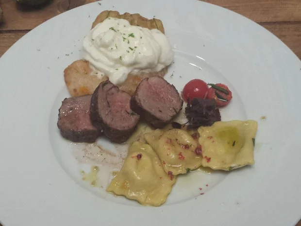 Rezept: Iberisches Schweinefilet mit Trüffel-Ravioli Bild Nr. 3071 Iberisches Schweinefilet mit Trüffel-Ravioli - Rezept - Bild Nr. 3071