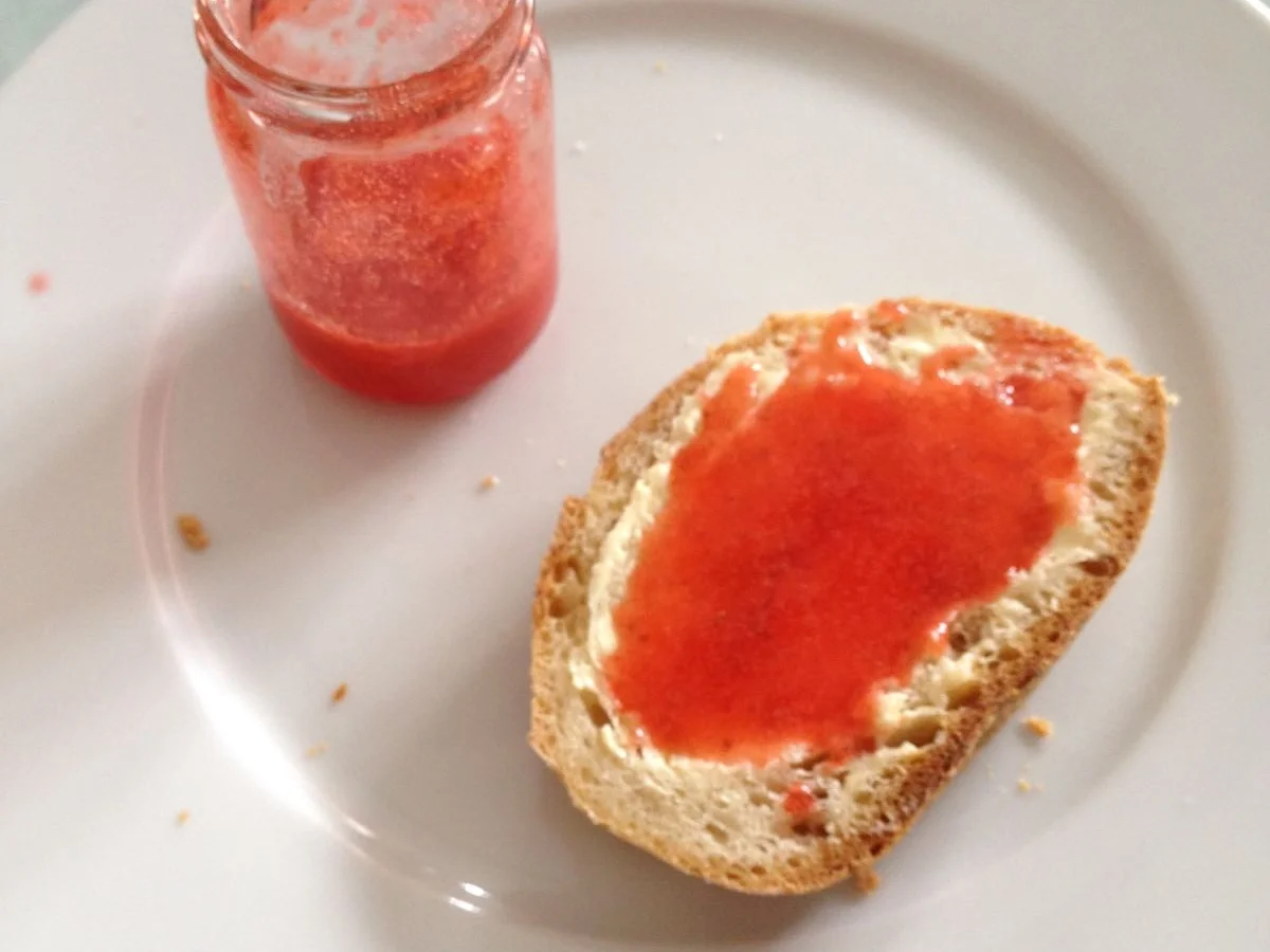 Kaltgerührte Erdbeerkonfitüre - Rezept - Bild Nr. 2