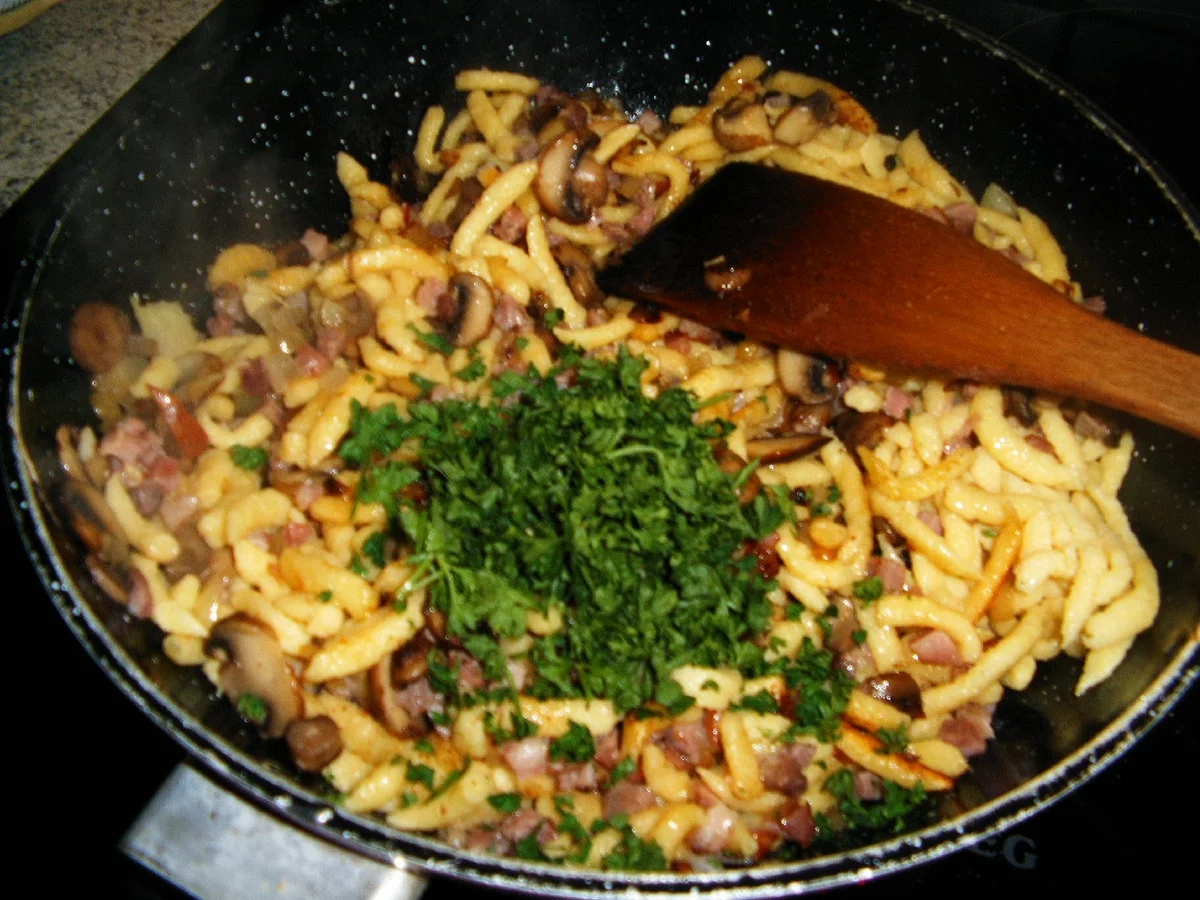 Rezept: Champignon-Schinken-Spätzle Bild Nr. 3155 Champignon-Schinken-Spätzle - Rezept - Bild Nr. 3155