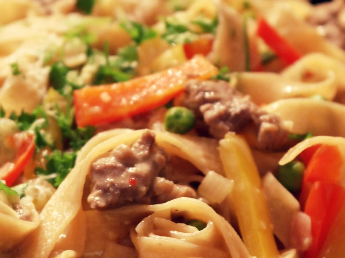 Rezept: Pasta: Schnelle Nudeln mit Rindfleisch Bild Nr. 3174 Pasta: Schnelle Nudeln mit Rindfleisch - Rezept - Bild Nr. 3174